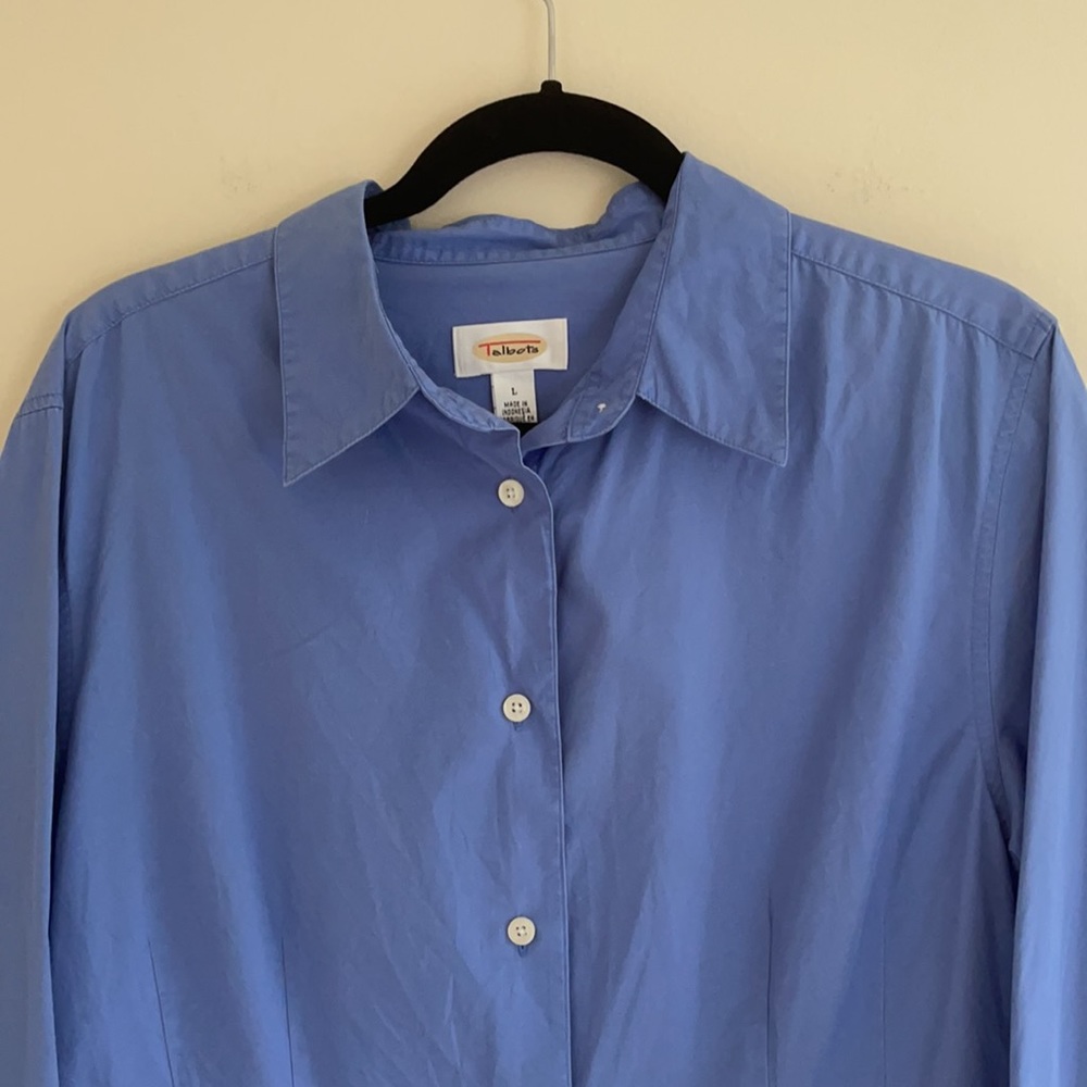 Talbots Blue Button Down Collared Shirt! - Picture 3 of 7